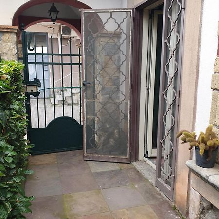 Dog House From Pompei-Amalfi Bed & Breakfast SantʼAntonio Abate Exterior foto